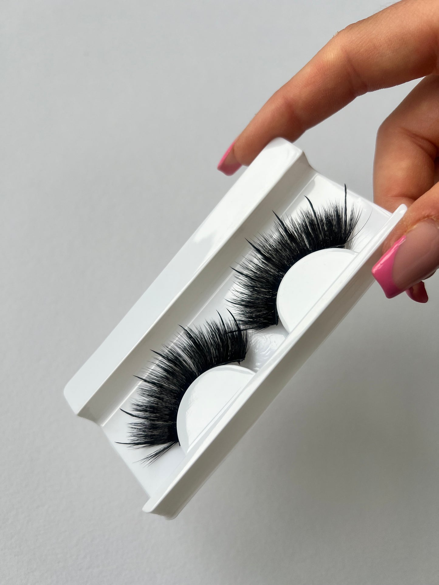 Slay 19mm Spiked Strip Lashes