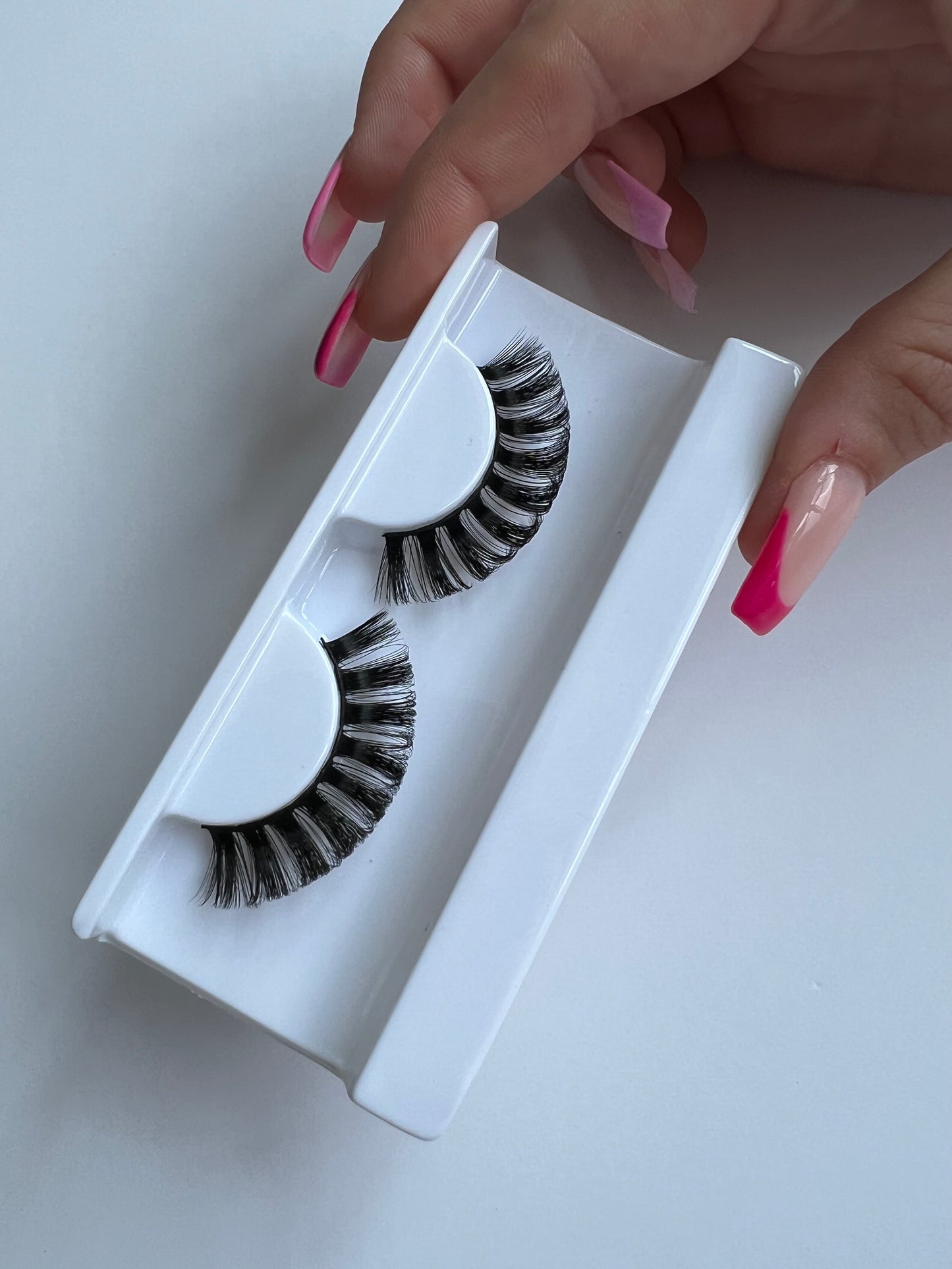 Luxe - Russian Volume Strip Lashes