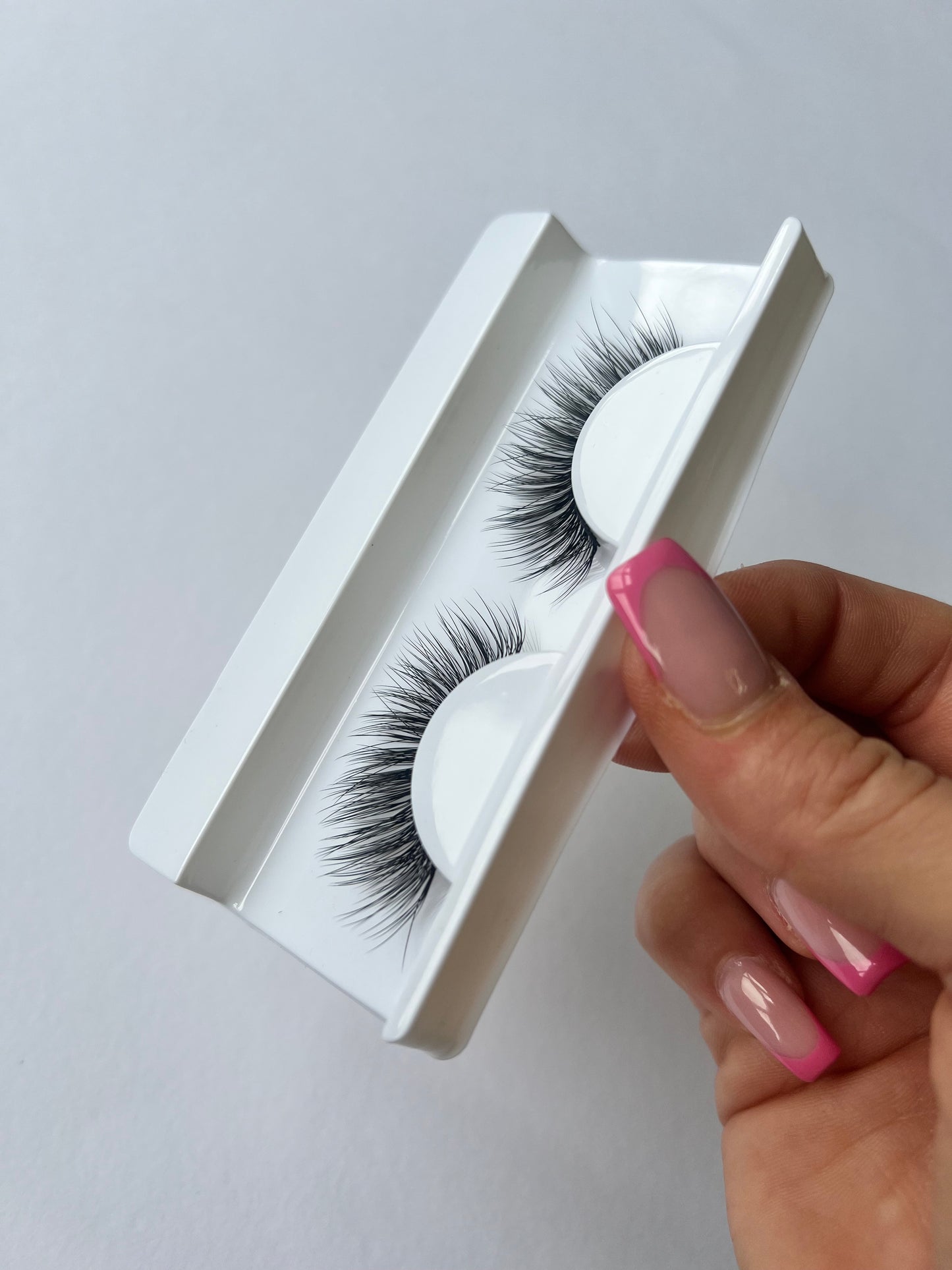 Sassy - Wispy Strip Lashes